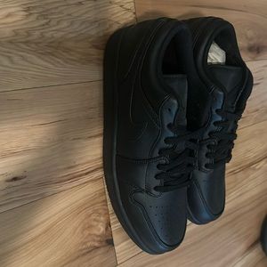 All black Jordan Low men’s